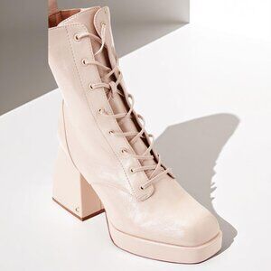 NIB Circus by Sam Edelman Karter Lace Up Faux Booties in Ivory